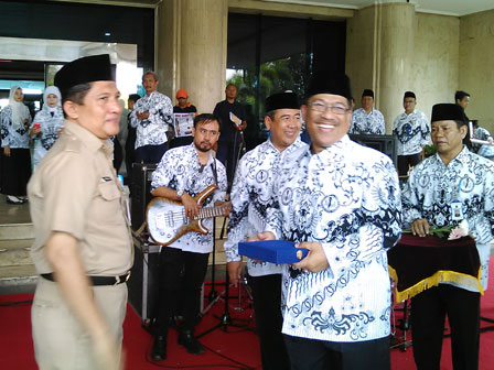 Pencarian PGRI Gadingcempaka - Persatuan Guru Republik Indonesia Cabang Gadingcempaka
